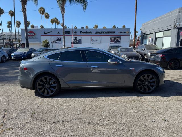 tesla model s 2013 5YJSA1DP5DFP03359 image tesla model s 2013 5YJSA1DP5DFP03359 image